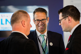 AVANCO Messe Besprechung