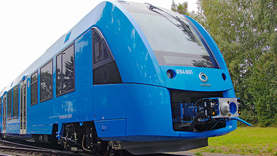 AVANCO Xperion blauer Zug